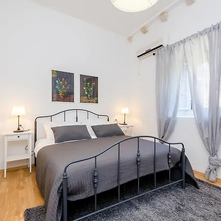 Villa Dubrovnik-cavtat Mima -sea Front With Pool *