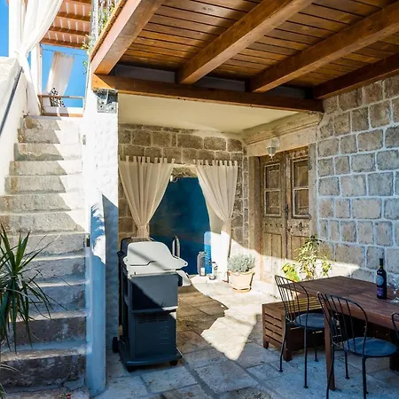 Dubrovnik-cavtat Mima -sea Front With Pool